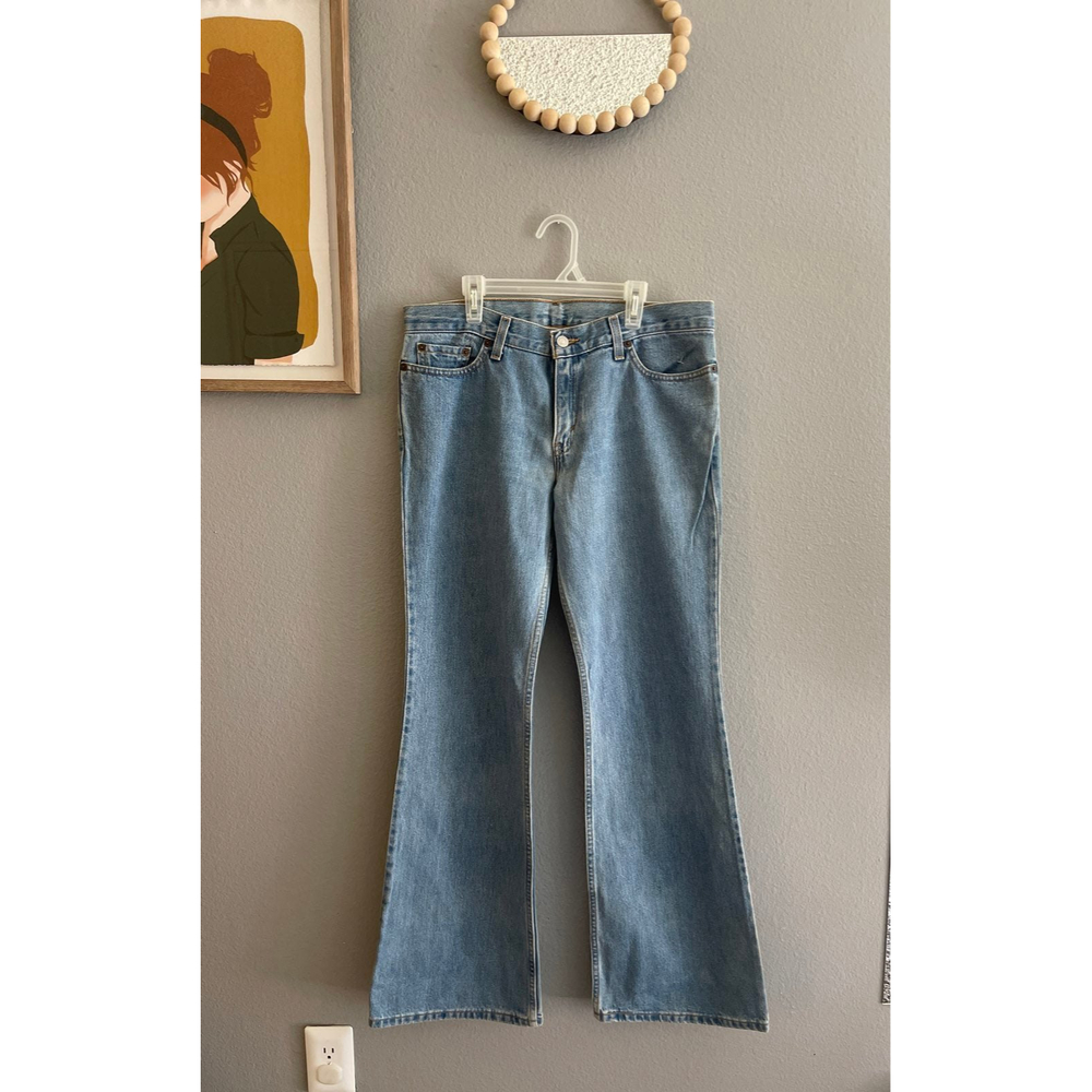 Y2K vintage Levi's Flare low rise Jeans